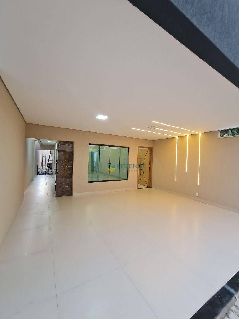 Casa à venda com 3 quartos, 135m² - Foto 12