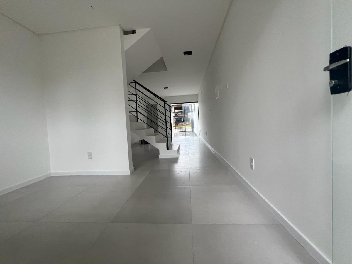 Sobrado à venda com 2 quartos, 75m² - Foto 24