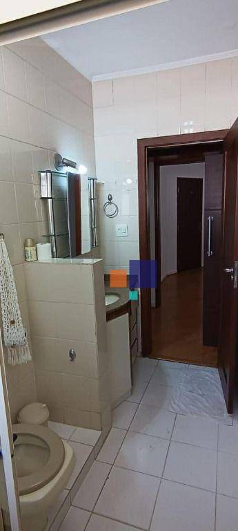 Apartamento à venda com 1 quarto, 81m² - Foto 16