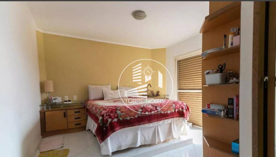 Apartamento à venda com 3 quartos, 170m² - Foto 10