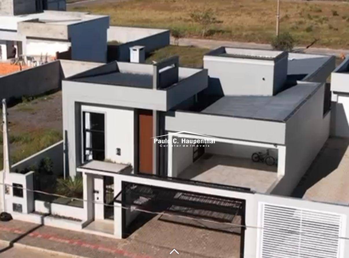 Casa à venda com 3 quartos, 166m² - Foto 1