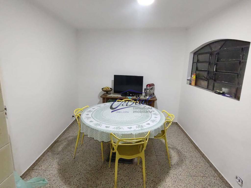 Casa à venda com 3 quartos, 208m² - Foto 17