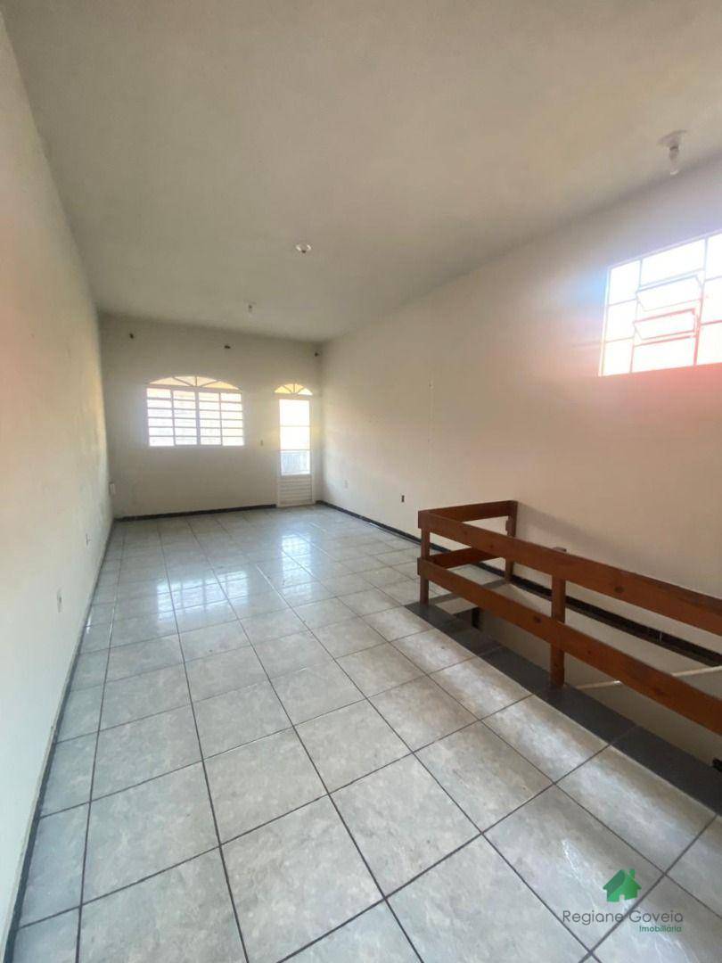 Apartamento para alugar com 1 quarto, 65m² - Foto 1