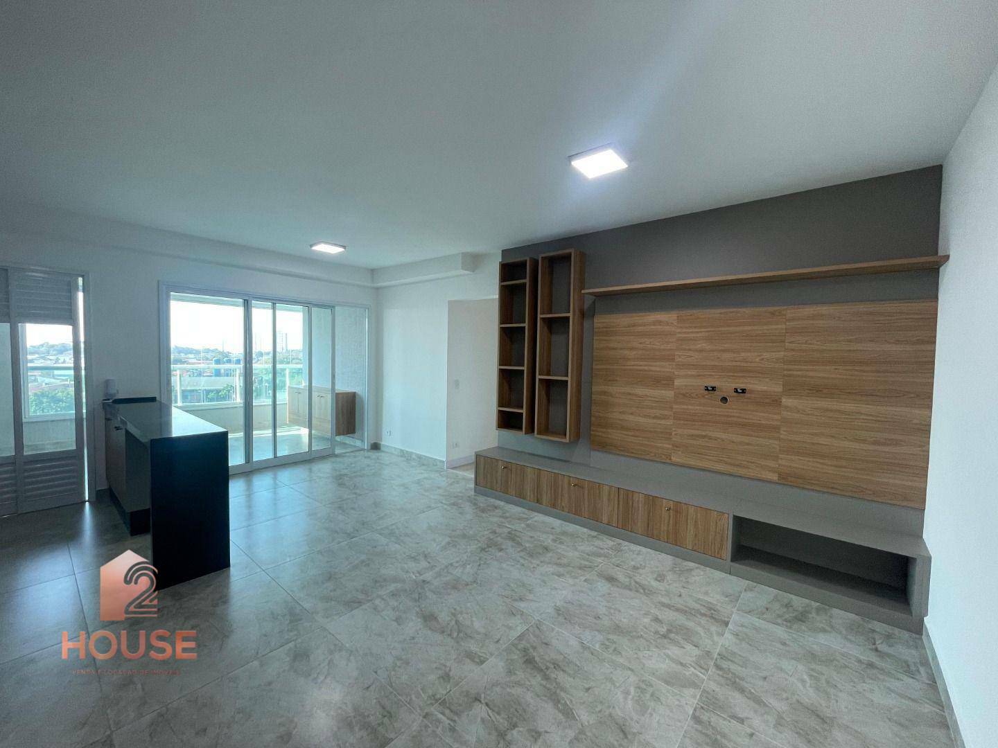Apartamento para alugar com 3 quartos, 90m² - Foto 1