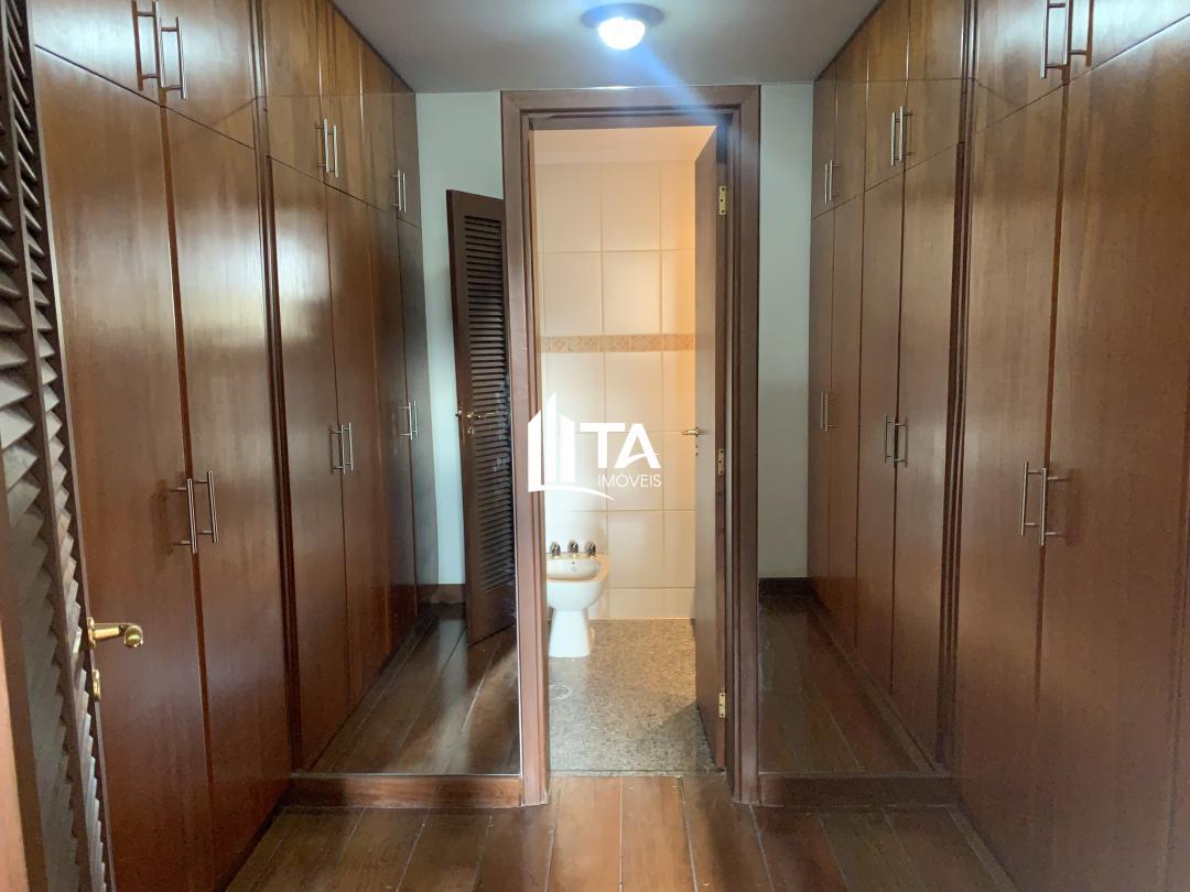 Apartamento à venda com 3 quartos, 228m² - Foto 13