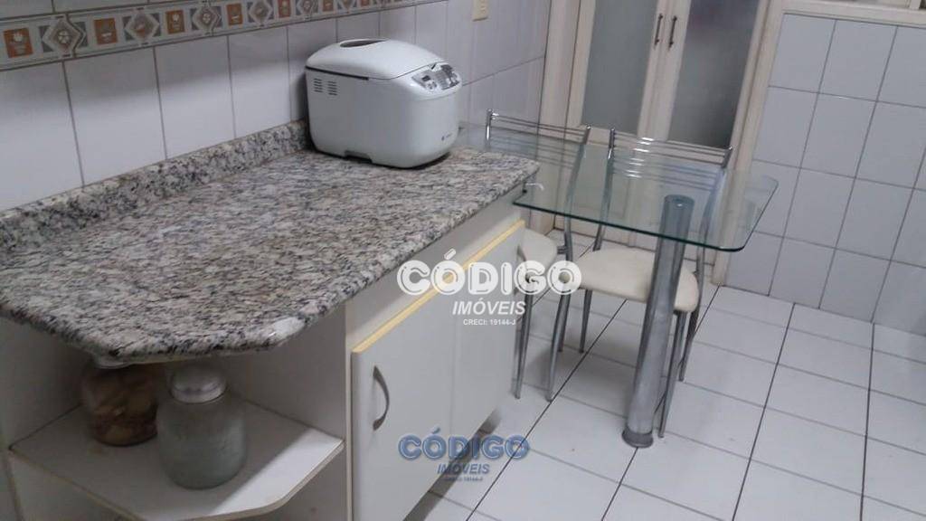 Apartamento à venda com 2 quartos, 74m² - Foto 17