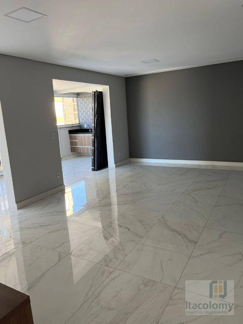 Apartamento para alugar com 3 quartos, 170m² - Foto 7