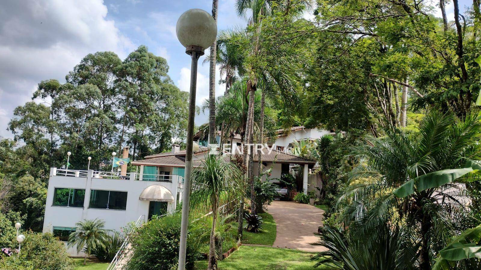 Casa de Condomínio à venda com 4 quartos, 504m² - Foto 1