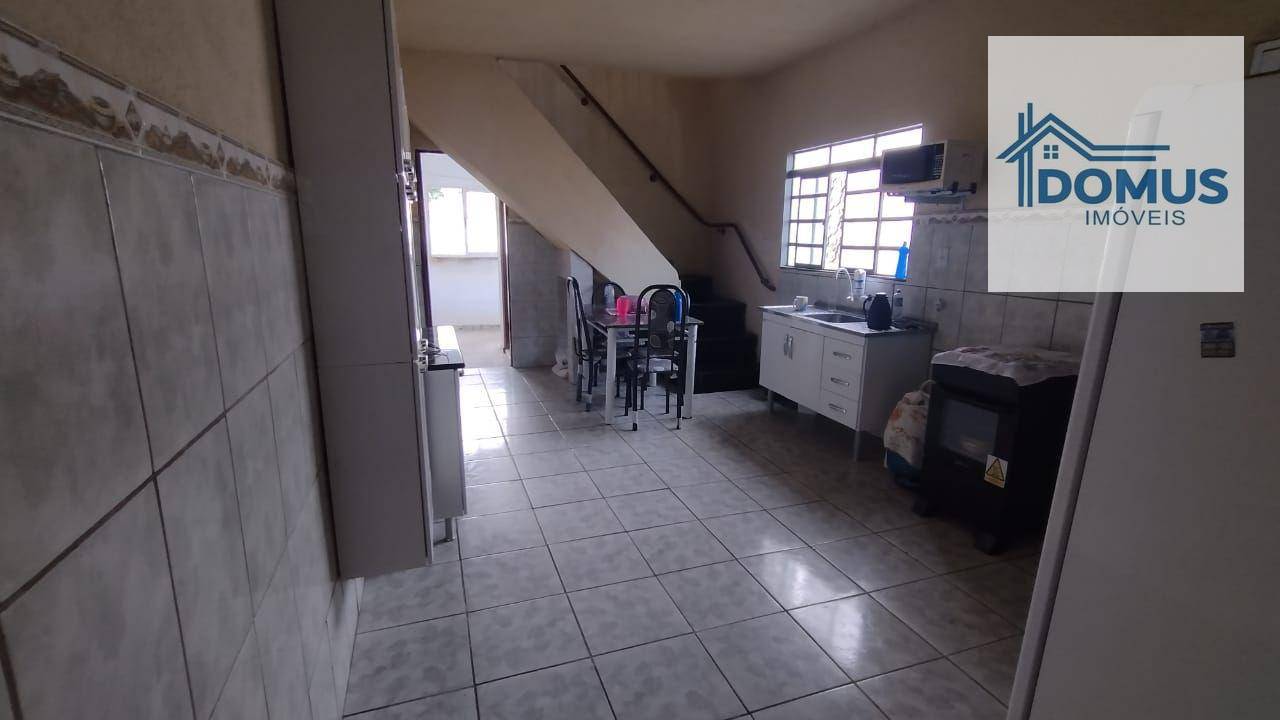 Sobrado à venda com 3 quartos, 128m² - Foto 3