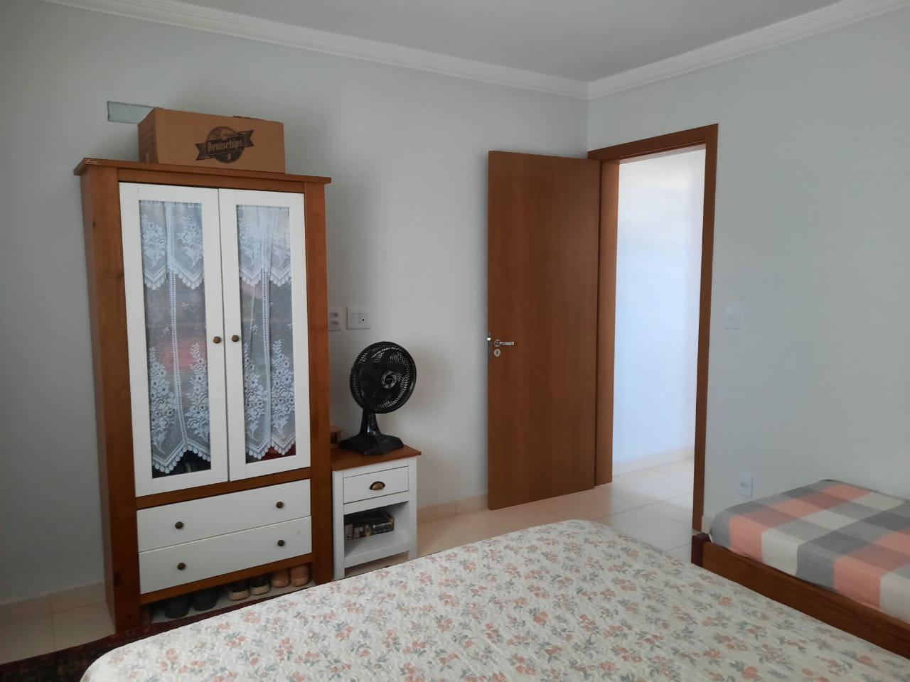 Apartamento à venda com 2 quartos, 62m² - Foto 7