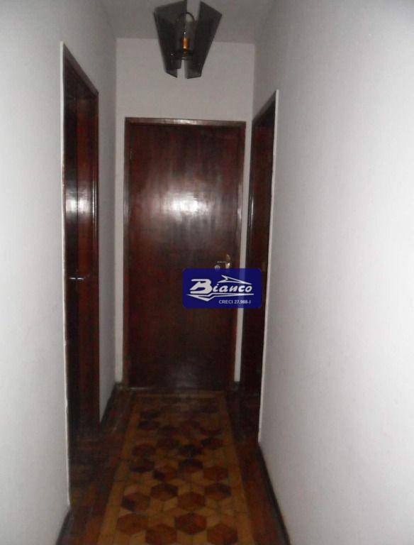 Casa à venda com 4 quartos, 105m² - Foto 17