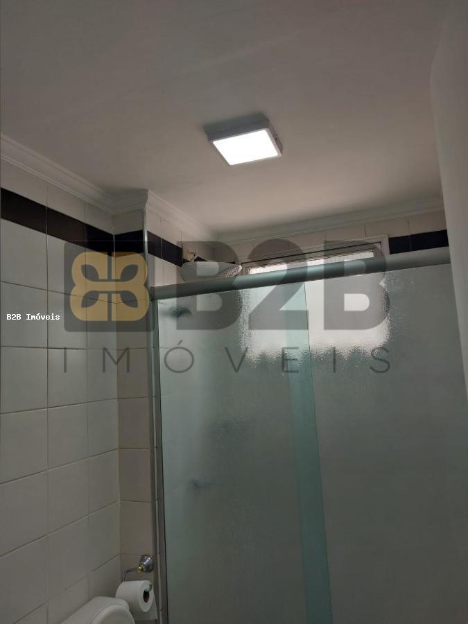 Apartamento à venda com 2 quartos, 50m² - Foto 18