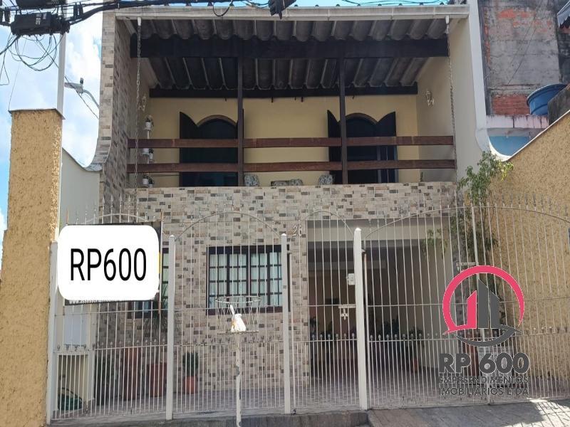 Sobrado à venda com 3 quartos, 261m² - Foto 1