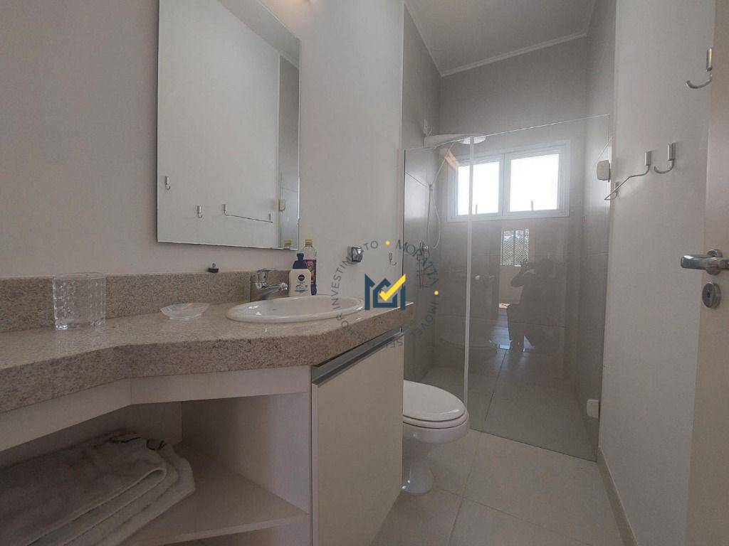 Casa de Condomínio para alugar com 4 quartos, 190m² - Foto 13