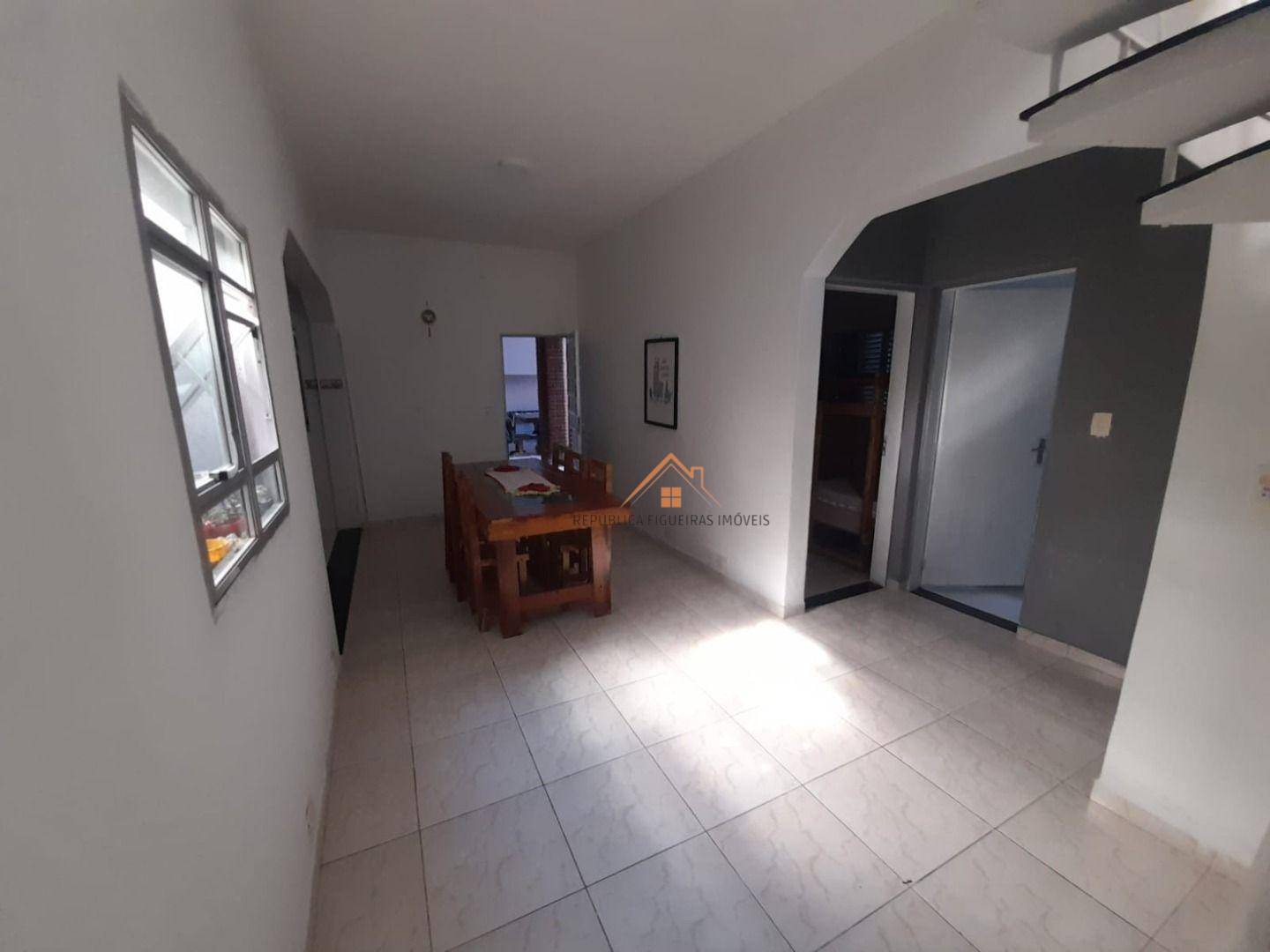 Sobrado à venda com 5 quartos, 284m² - Foto 17