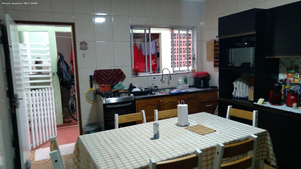 Sobrado à venda com 3 quartos, 145m² - Foto 3