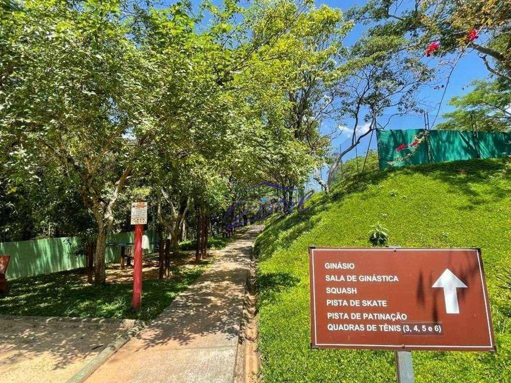 Casa de Condomínio à venda com 4 quartos, 986m² - Foto 47