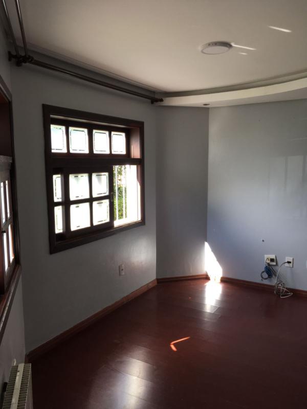 Casa à venda com 3 quartos, 160m² - Foto 7