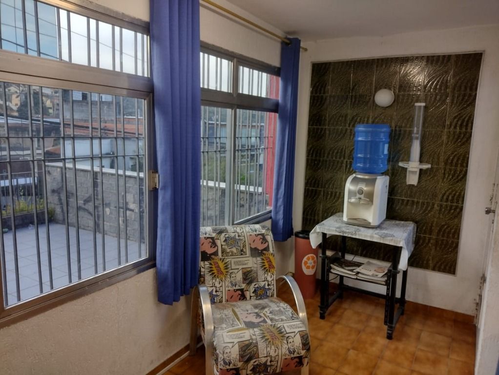 Casa à venda com 4 quartos, 180m² - Foto 6