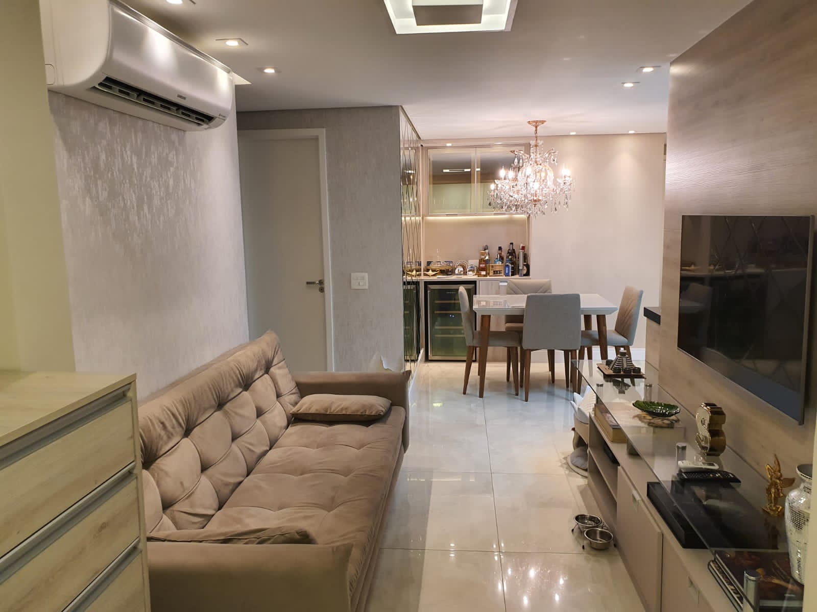 Apartamento à venda com 2 quartos, 54m² - Foto 1