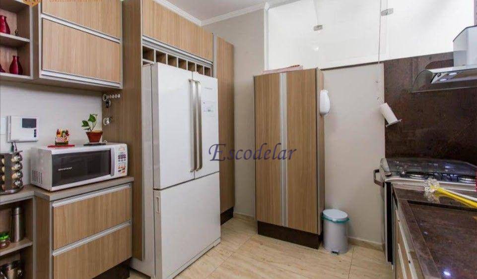 Sobrado à venda com 2 quartos, 229m² - Foto 22