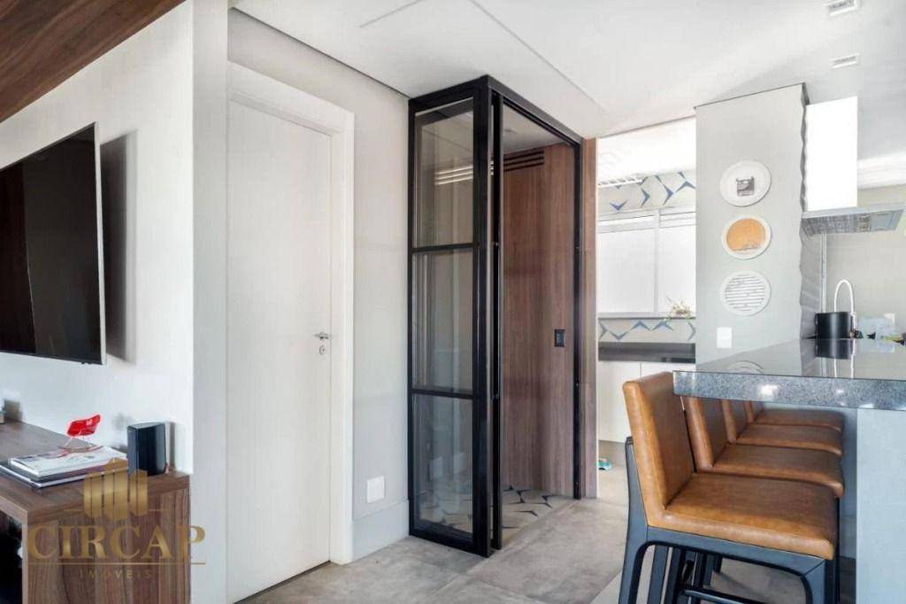 Apartamento à venda com 3 quartos, 134m² - Foto 6