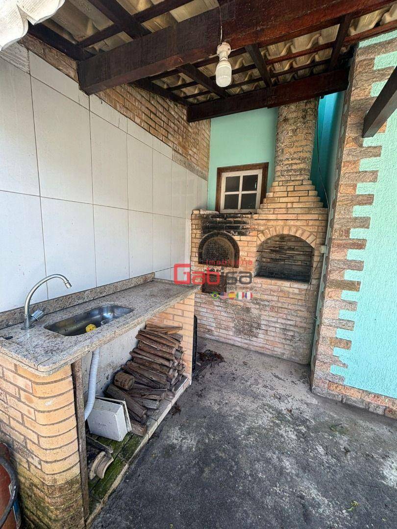 Casa à venda com 2 quartos, 225m² - Foto 3