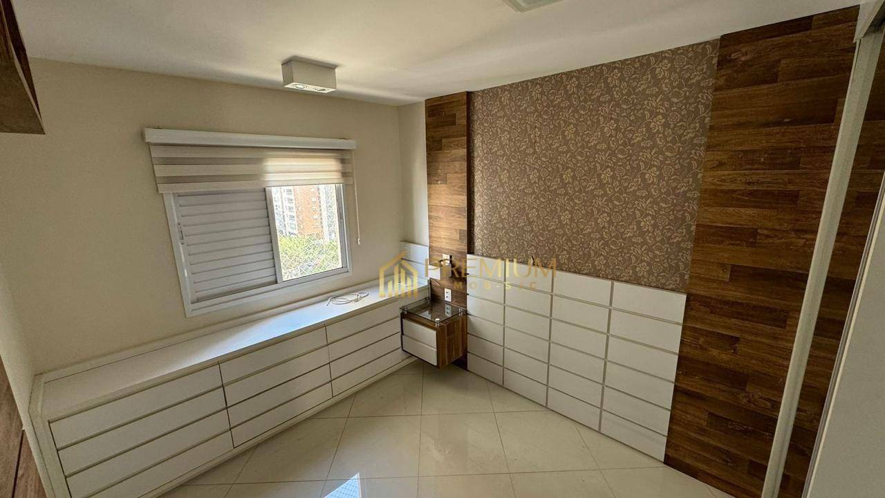 Apartamento à venda com 3 quartos, 125m² - Foto 9