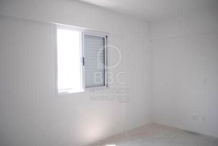 Apartamento à venda com 3 quartos, 83m² - Foto 10