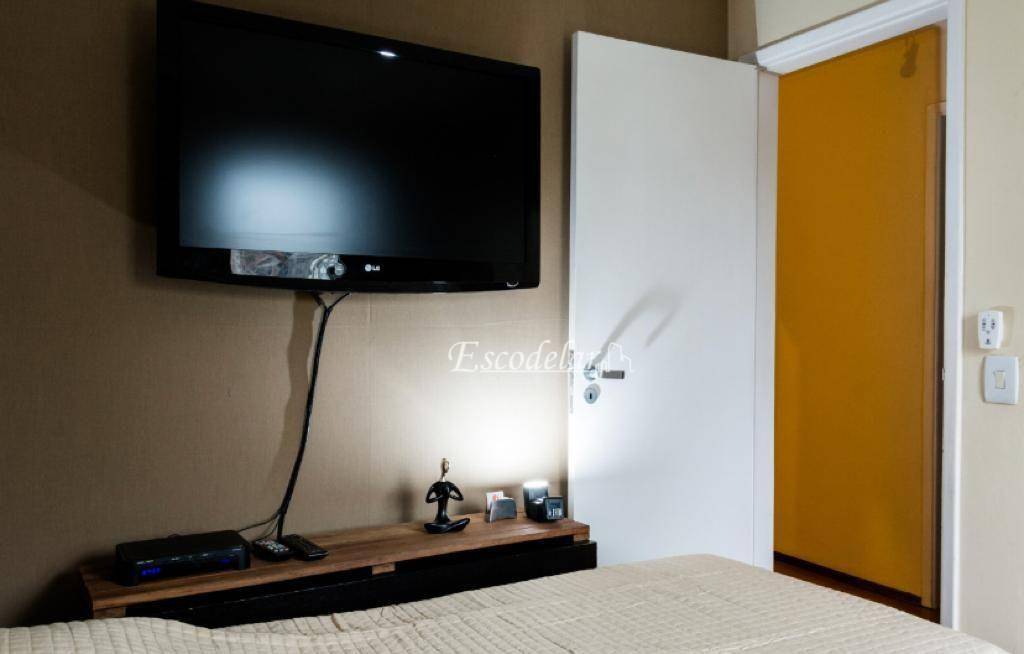 Apartamento para alugar com 3 quartos, 105m² - Foto 8