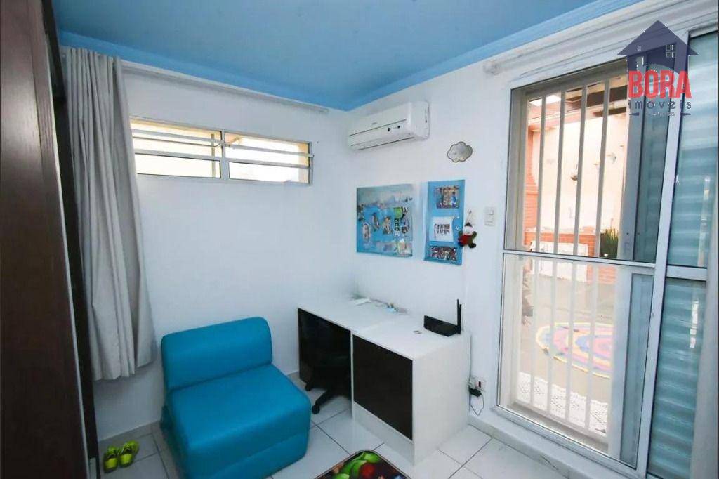 Sobrado à venda com 3 quartos, 200m² - Foto 14