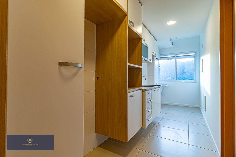 Apartamento à venda com 2 quartos, 82m² - Foto 9