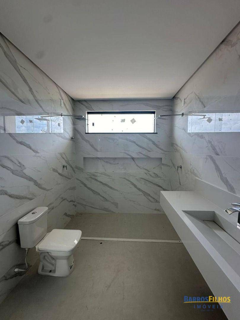 Casa de Condomínio à venda com 4 quartos, 225m² - Foto 13