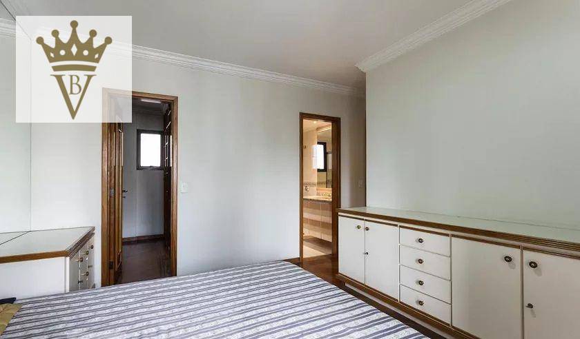 Apartamento à venda com 4 quartos, 235m² - Foto 6