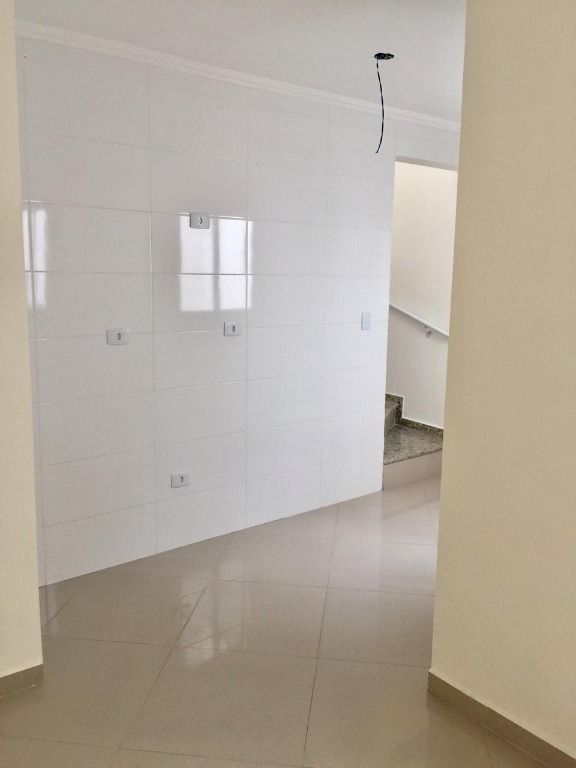 Apartamento à venda com 2 quartos, 47m² - Foto 2