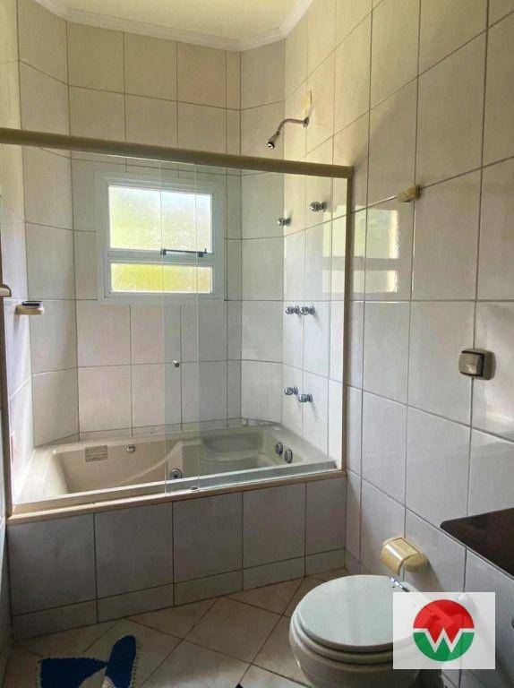 Casa de Condomínio à venda e aluguel com 5 quartos, 600m² - Foto 24