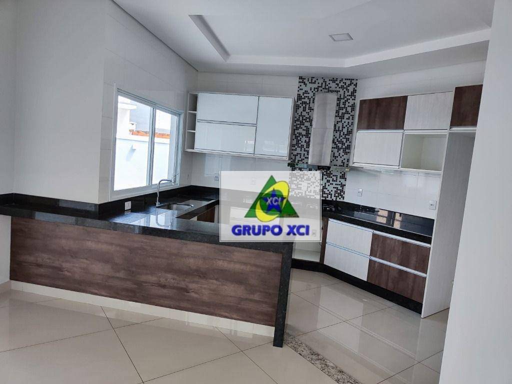 Sobrado à venda com 3 quartos, 255m² - Foto 9