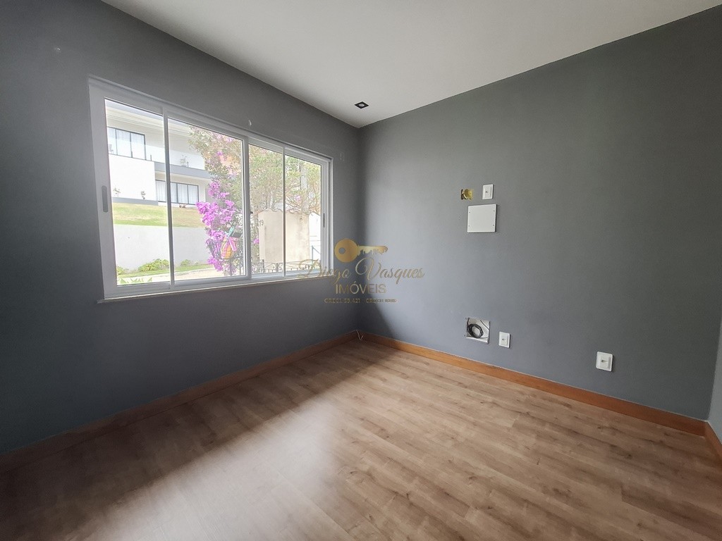 Casa de Condomínio à venda com 3 quartos, 320m² - Foto 13