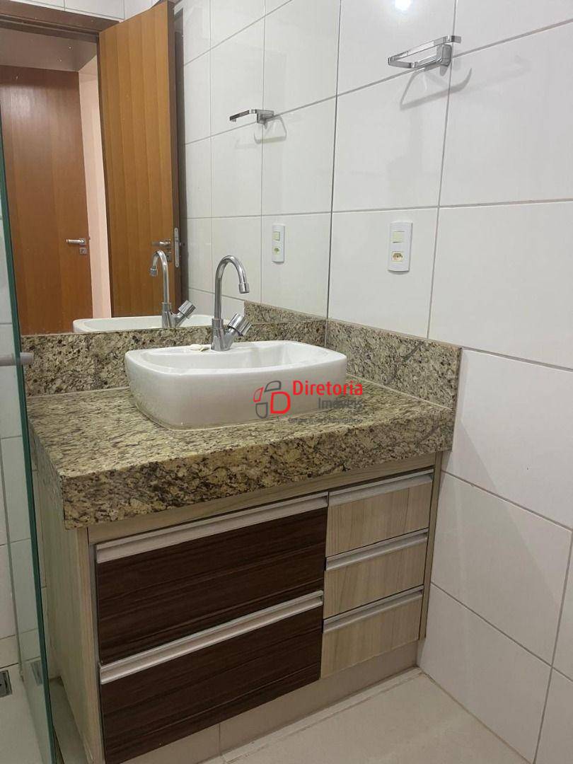 Apartamento à venda com 3 quartos, 86m² - Foto 2