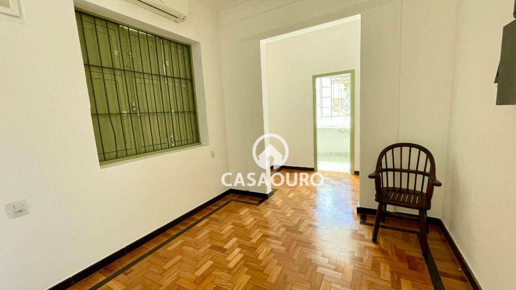 Casa à venda com 2 quartos, 165m² - Foto 14