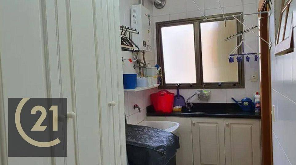 Apartamento à venda com 3 quartos, 137m² - Foto 4