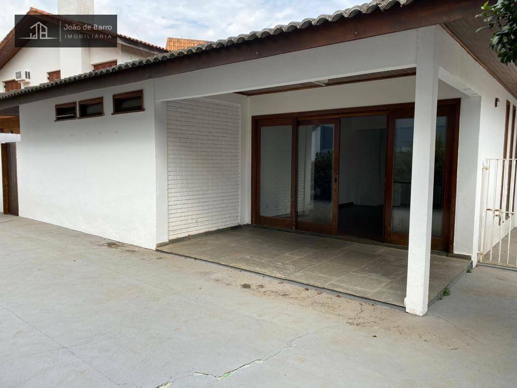 Casa de Condomínio à venda com 4 quartos, 230m² - Foto 17