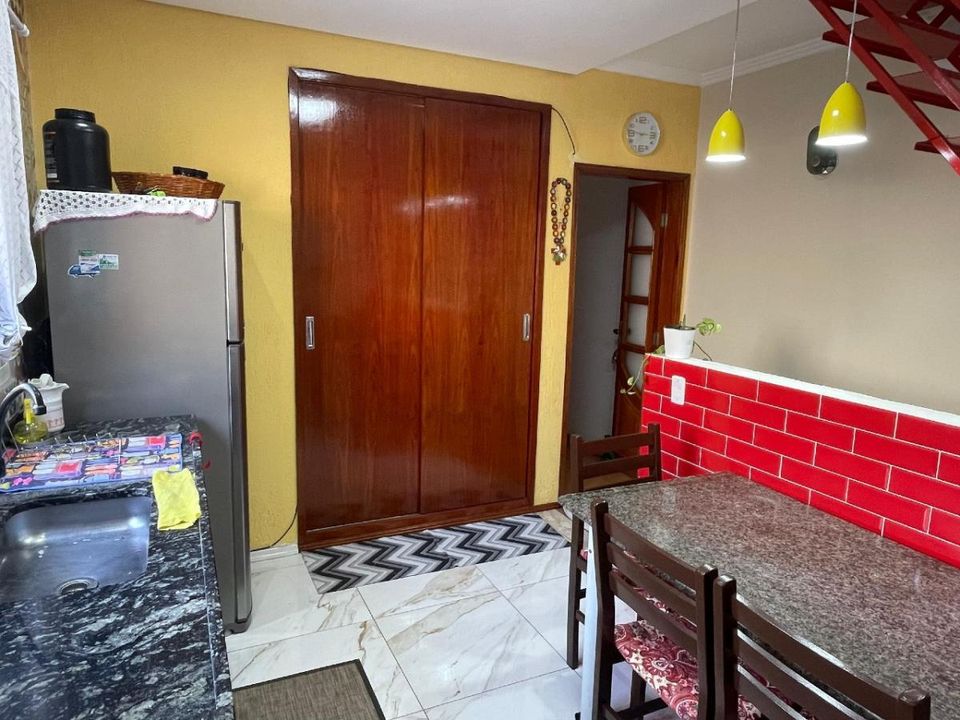 Casa à venda com 3 quartos, 325m² - Foto 32