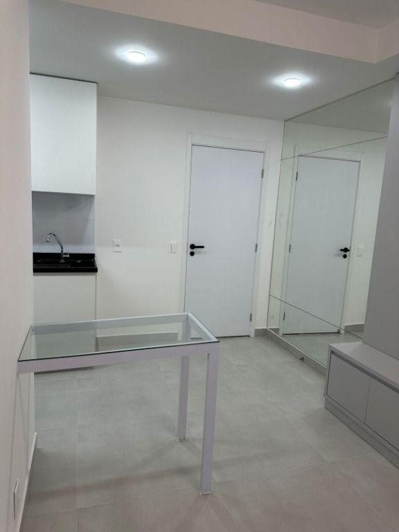 Apartamento para alugar com 2 quartos, 43m² - Foto 9