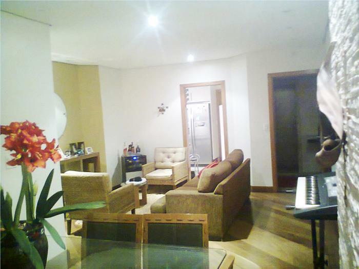 Apartamento à venda com 3 quartos, 136m² - Foto 1