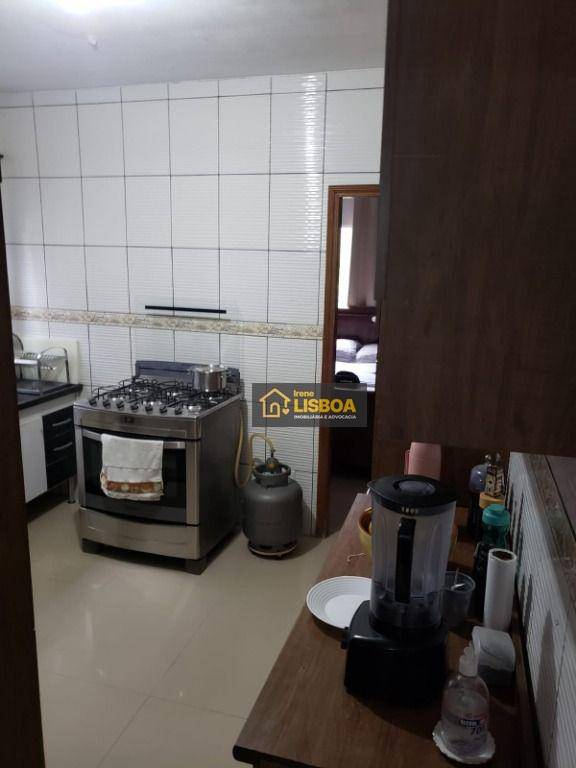 Sobrado à venda com 4 quartos, 210m² - Foto 8