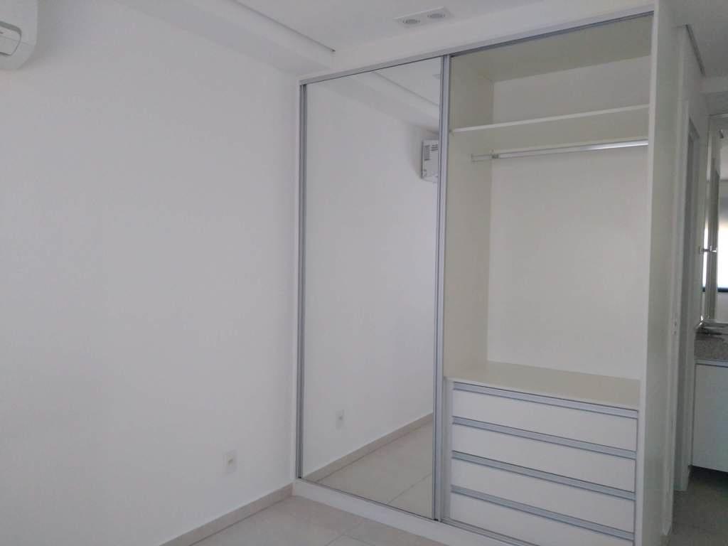 Apartamento para alugar com 1 quarto, 39m² - Foto 19