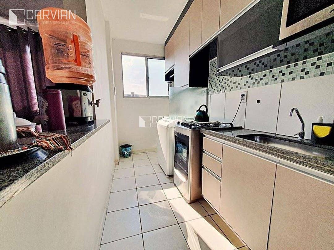 Apartamento à venda com 2 quartos, 47m² - Foto 3