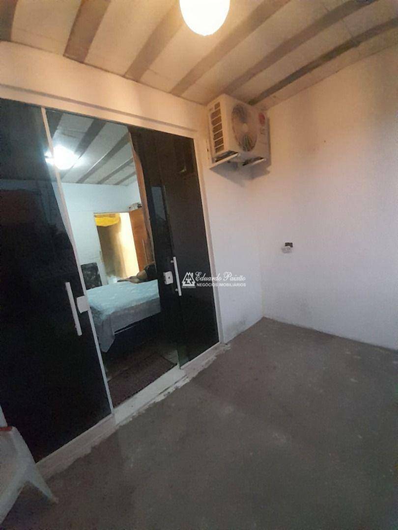 Sobrado à venda com 3 quartos, 100m² - Foto 11