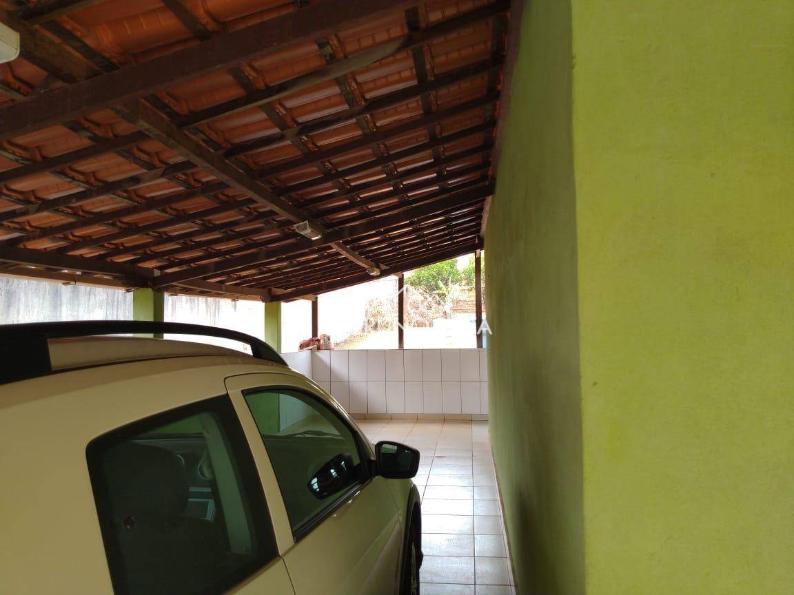 Sítio à venda com 3 quartos, 250m² - Foto 3